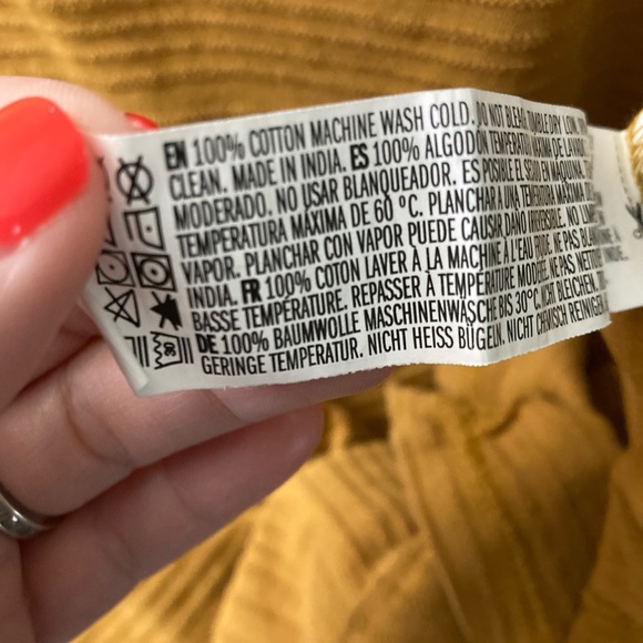 Forever 21 Ribbed Tee - Picture 6 of 6